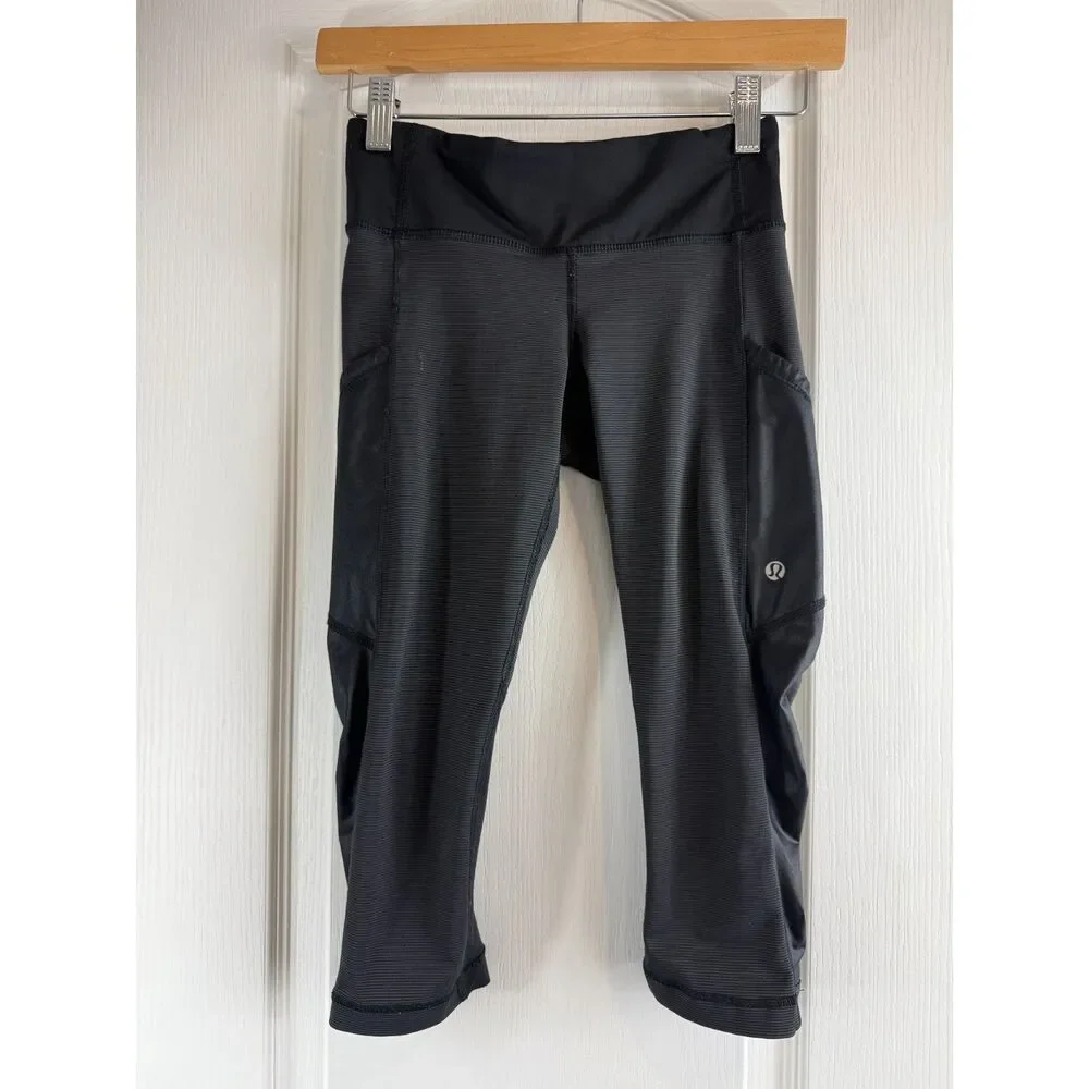 Lululemon Women's Cut The Crop Capri Leggings Black Size 2